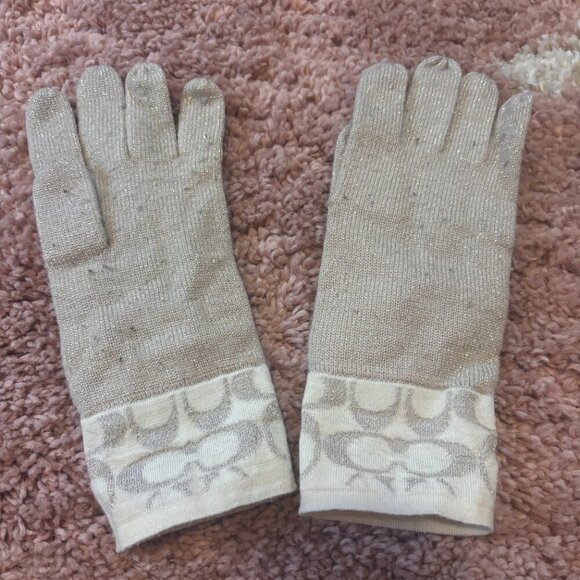 Coach Gloves Gold Tan Sparkly One Size - Picture 1 of 6